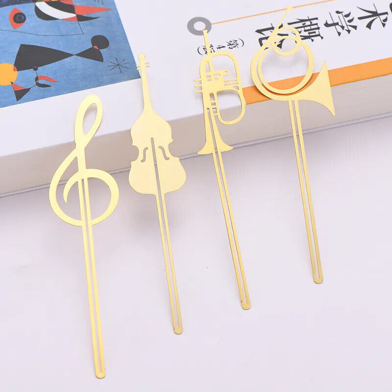 Musical Instrument Book - Penanda Alat Musik Emas Natal &
