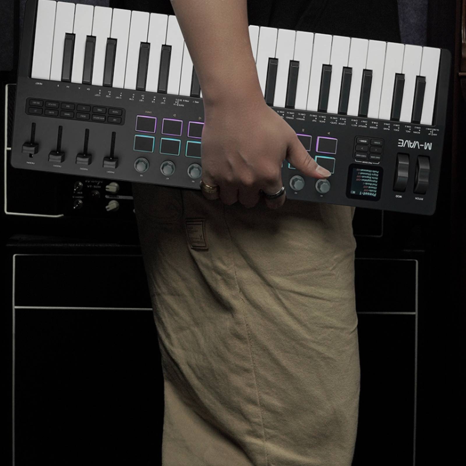 Musical Instrument Keyboard - Keyboard MIDI dengan Sumber Suara, Kontroler